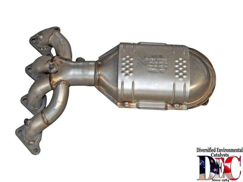 DEC Catalytic Converters, DEC EPA HY1724 Cat Conv w/Integrated Exhaust Manifold for 01-02 Hyundai Elantra